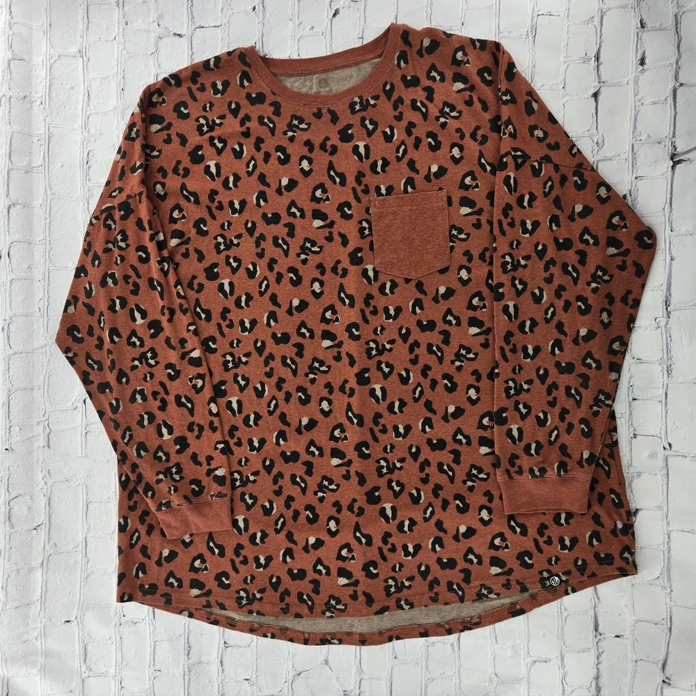 MarleyLilly Cheeta Print Long Sleeve Tee Size 2XL